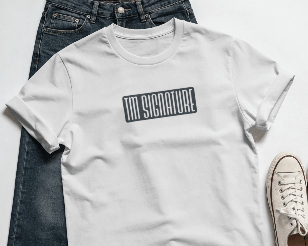 T-Shirts "TM SIGNATURE" 3D PUFF - TM SignatureT-Shirts "TM SIGNATURE" 3D PUFFT-ShirtsTM SignatureBlackXSNormal Thread