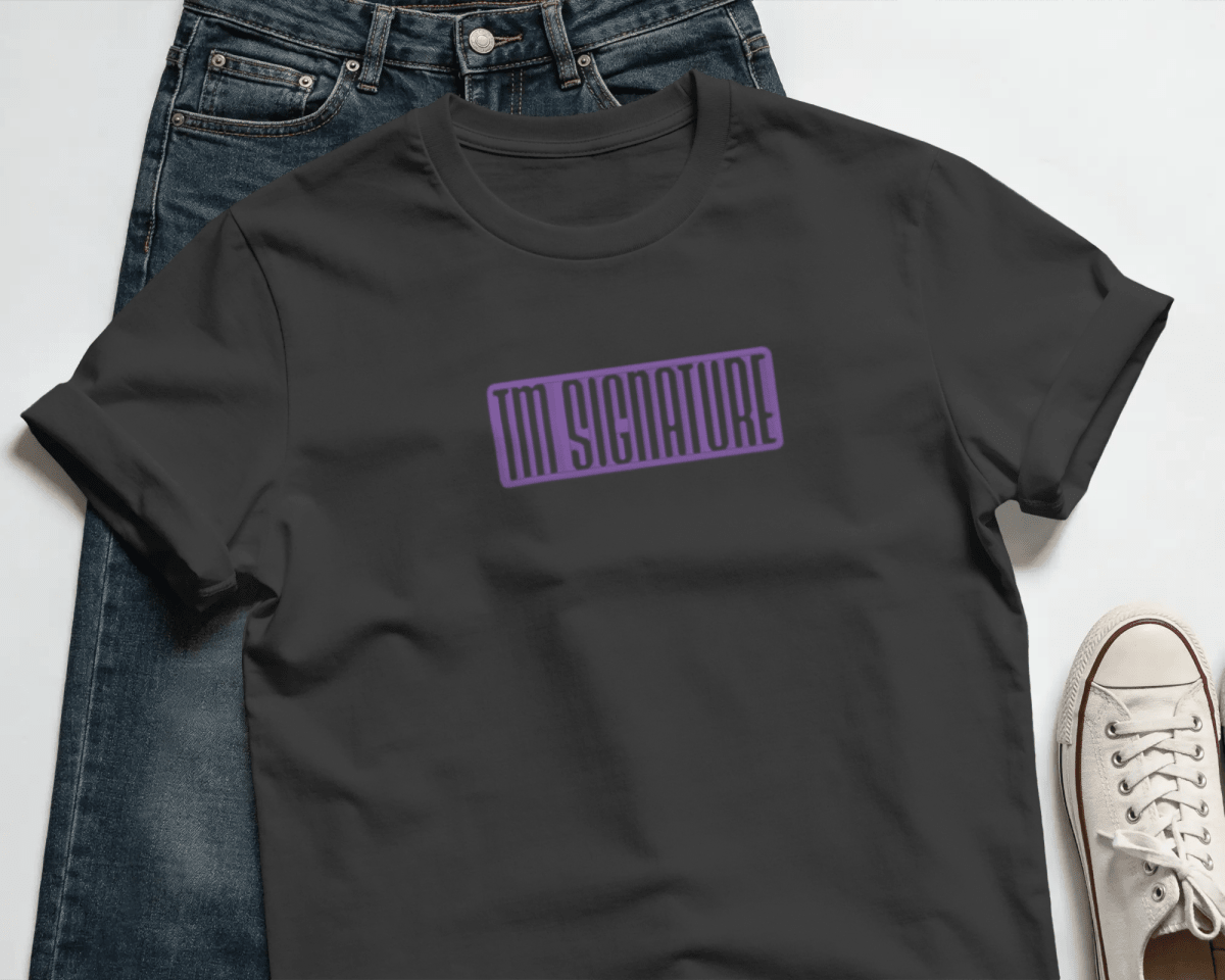 T-Shirts "TM SIGNATURE" 3D PUFF - TM SignatureT-Shirts "TM SIGNATURE" 3D PUFFT-ShirtsTM SignaturePurpleXSNormal Thread